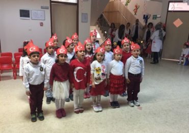 ORGANİZE KREŞ 29 EKİM CUMHURİYET BAYRAMINI ÇOŞKUYLA KUTLADI