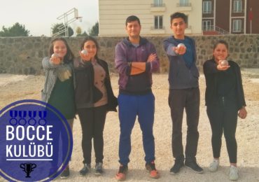 HAFTA SONU KULÜPLERİMİZ. ÜNİVERSİTE HAZIRLIK KULÜBÜ – ROBOT KULÜBÜ – BOCCE KULÜBÜ – DART KULÜBÜ