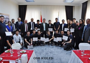 Sayın Başkanımız ile öğrencilerimiz bir araya geldi